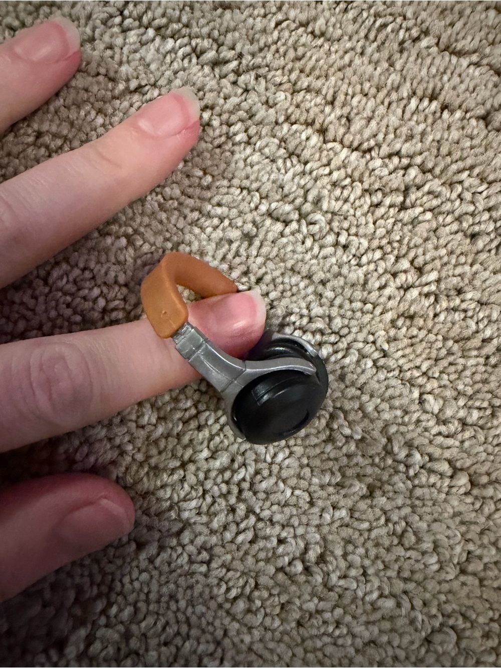 ZURU Mini Brands Really Works Vinyl Headphones Accessory Miniature - Picture 2 of 2